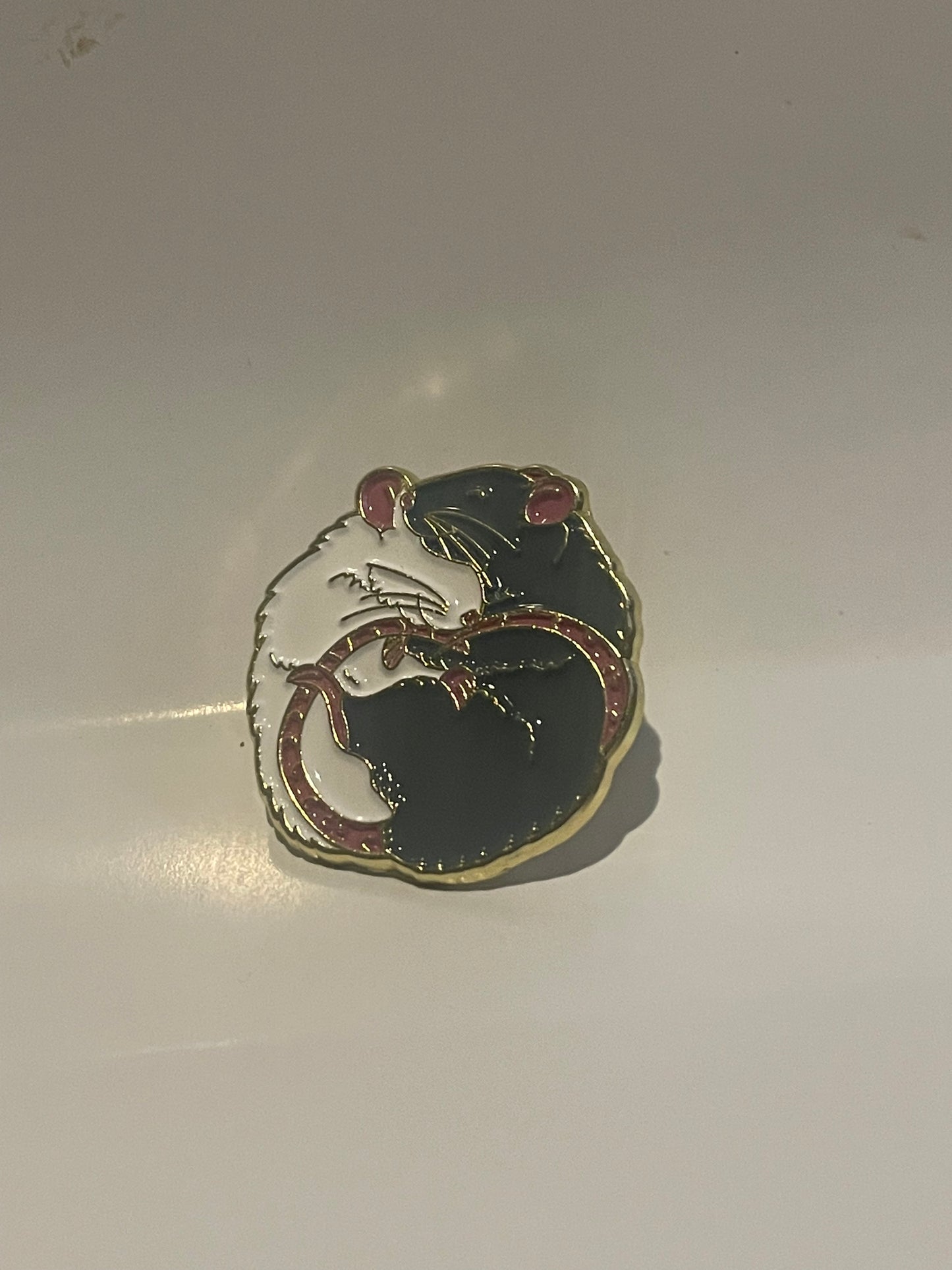 Pin - Rats Hugging