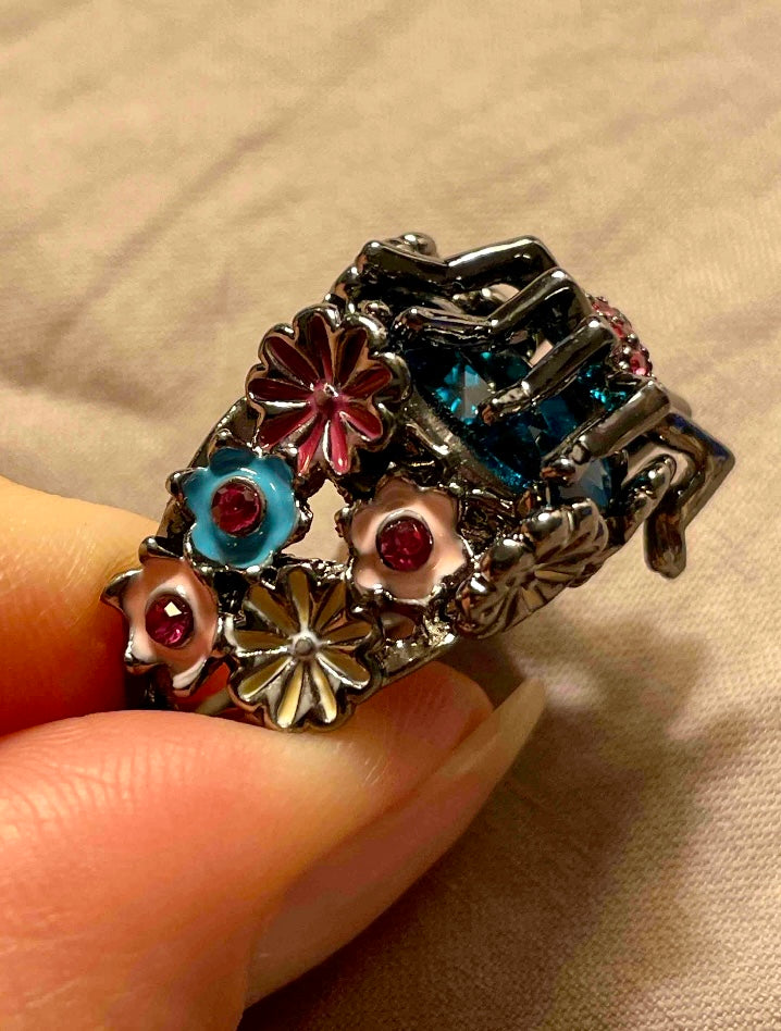 Ring - spider with flowers