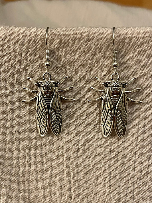Earring - cicada Silver