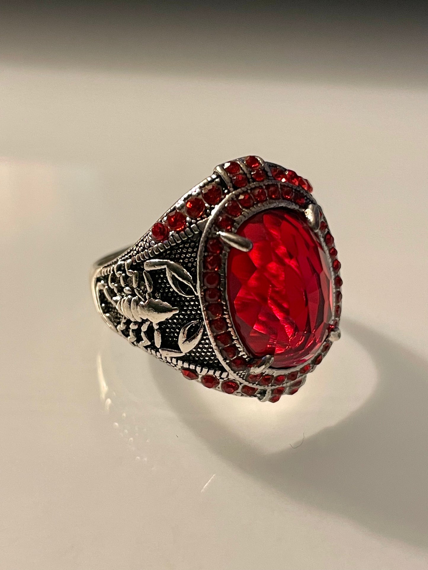 Ring - Scorpion Red