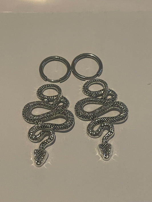 Earring - Silver Snake Twisted