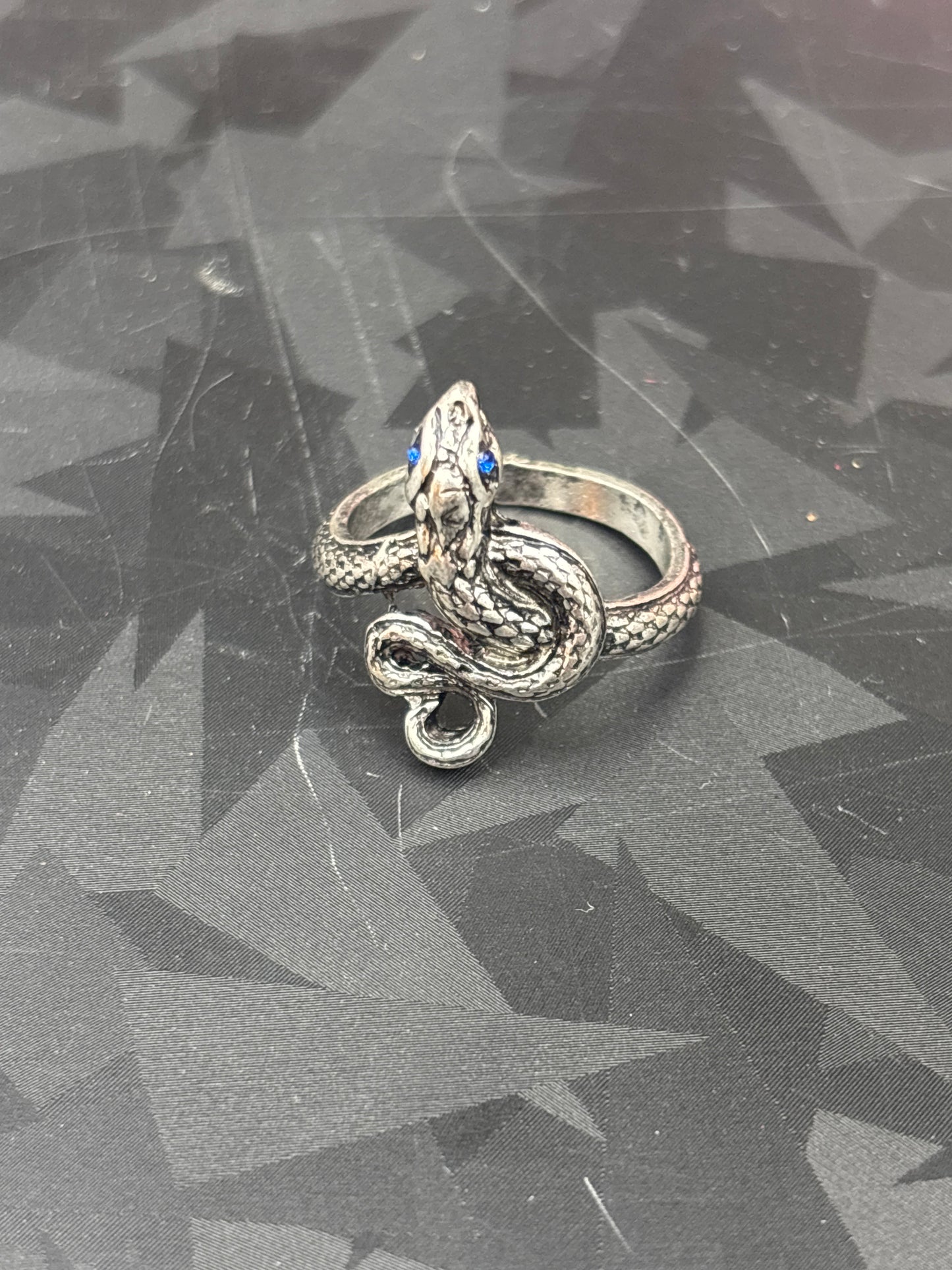Snake rings with Gems