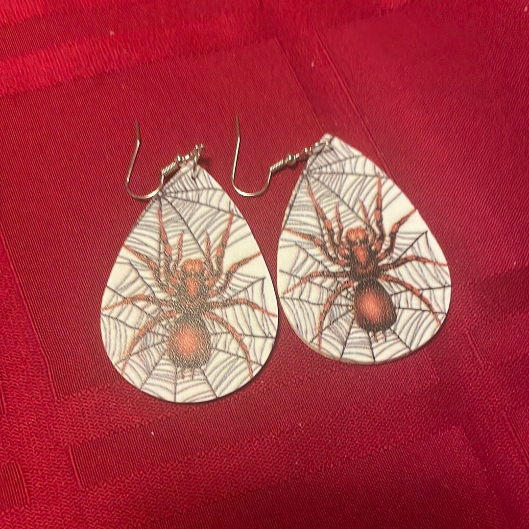 Earring - tear drop with spider/web