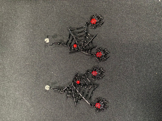 Earring - black web / red spider