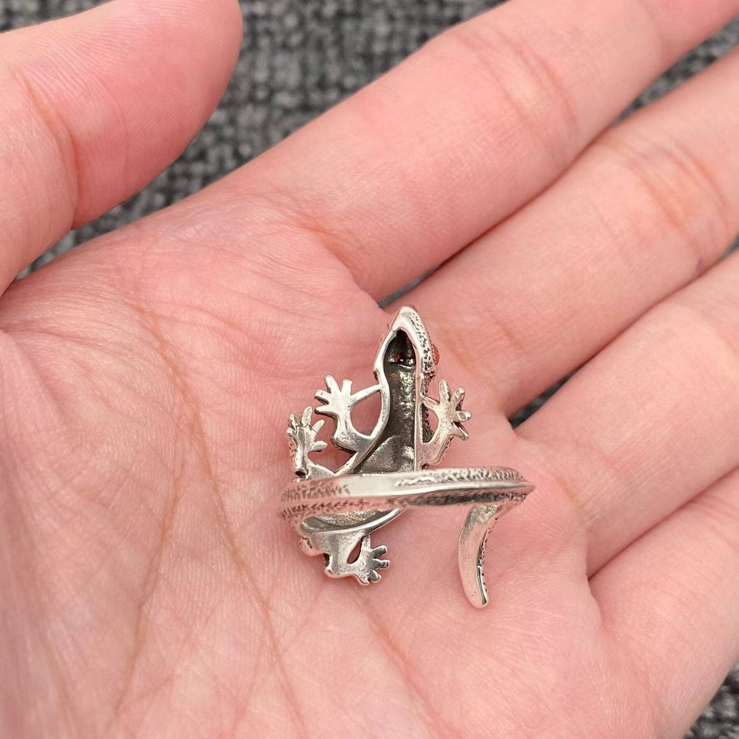 Vintage Red-eyed Lizard Adjustable Ring