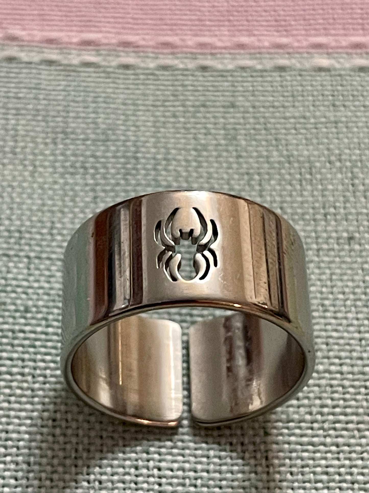 Ring - Band cut out