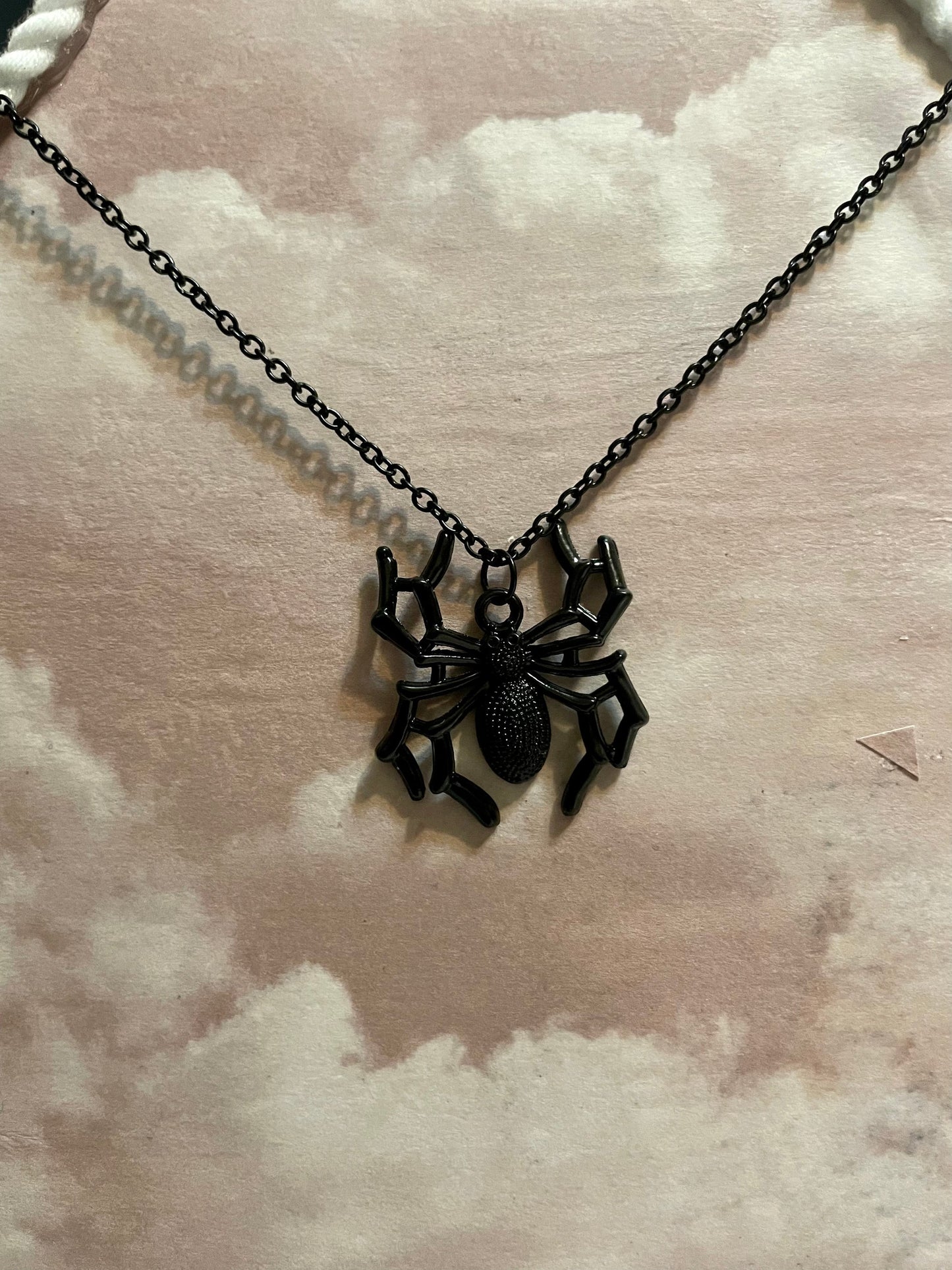 Necklace - Simple Spider Black